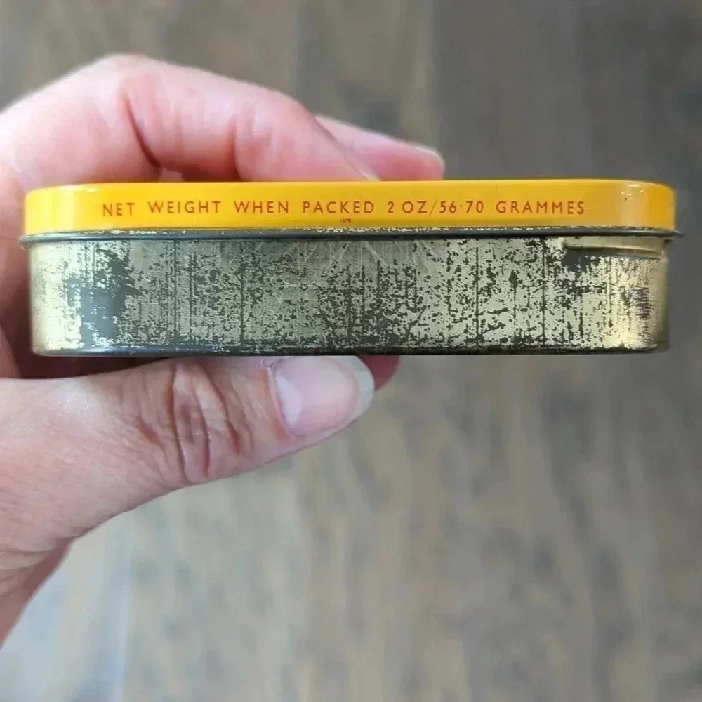 Erinmore Flake  Tins - Picture 3 of 6